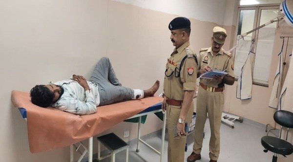 Encounter between police and cow smugglers in Sonbhadra