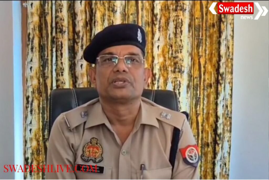 Bahraich: 22-year-old youth brutally murdered, angry villagers block road