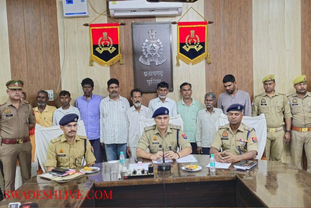 Major police action against fake guarantors in Pratapgarh