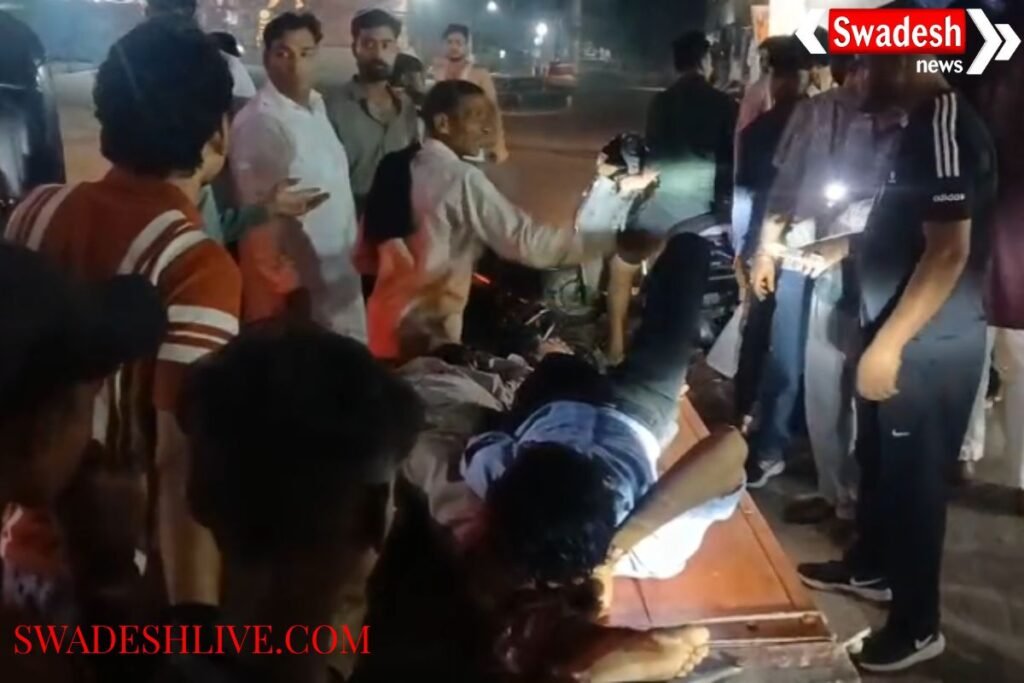 Agra: Horrific road accident at Sai Ki Takiya