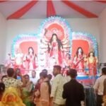The entire district was filled with devotion during Navratri, with grand pandals and tableaux becoming the centre of attraction.
