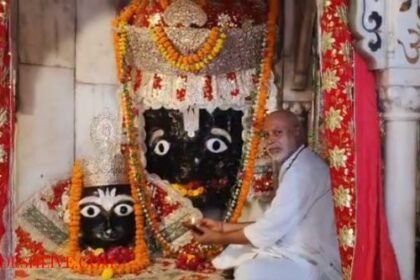 Prominent saints of Chitrakoot appealed to use indigenous lamps on Diwali.