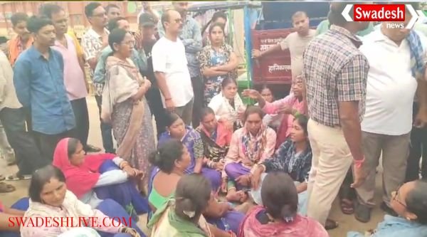 A sand-laden Hiva hit a municipal employee