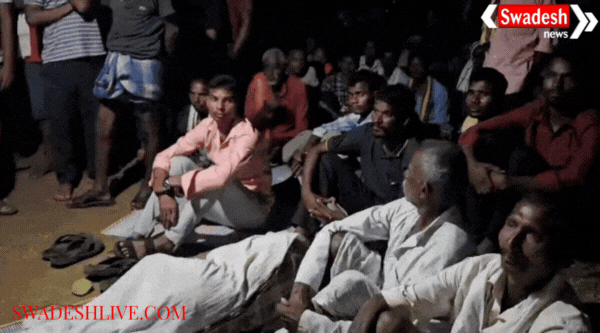 Strange tradition! 300 people arrived at the groom's house after receiving no reception.