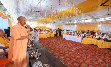 We have to be cautious of elements that break society and the nation: CM Yogi