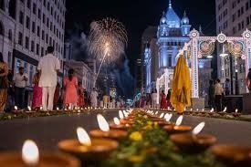 The festival of magic is celebrated all over the world: From India to America, the light of lamps is everywhere, the festival of Diwali is celebrated in these countries