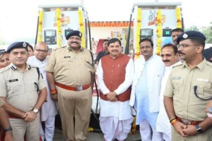 Chief Minister Dr. Yadav inaugurated the petrol pump of Police Welfare Society.