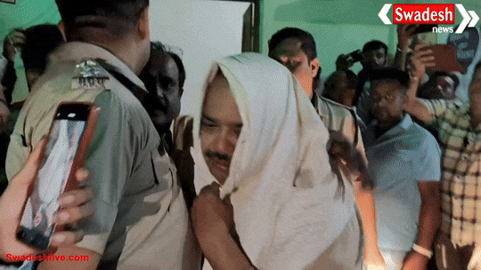 छतरपुर: हाईप्रोफाइल जुआ फड़ पर रेड, डॉक्टर का भाई और सरकारी कर्मी समेत 24 जुआरी गिरफ्तार