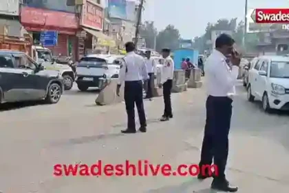 Rewari: A power line carrying 11,000 volts broke amid heavy traffic on the road...well done! Traffic Police