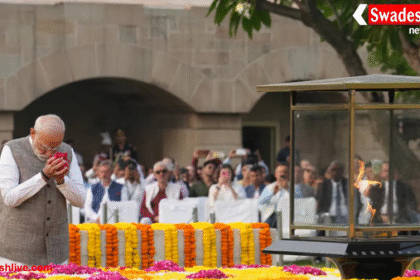 पीएम मोदी ने गांधी और शास्त्री को जन्मदिन पर किया नमन, राजघाट और विजय घाट पर दी श्रद्धांजलि