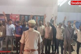 आगरा पुलिस का अभियान: खुले में शराब पीने वालों पर सख्ती, 204 लोग पकड़े गए