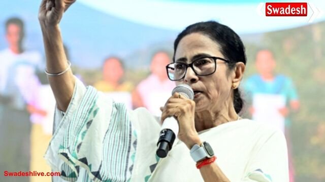 दुर्गापुर गैंगरेप: पिता बोले-"डर के कारण छुपा हूं, अब किसी पर भरोसा नहीं" सीएम ममता पर पीड़िता के पिता ने जताया विरोध