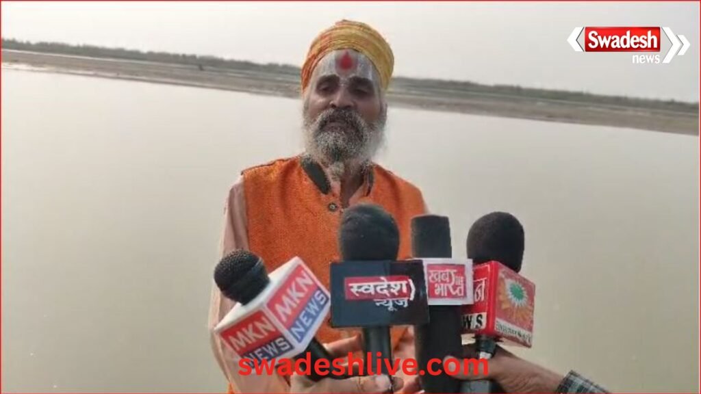 Playing with the faith of Mother Ganga, a fair will be organised on the stagnant water in Kakora.