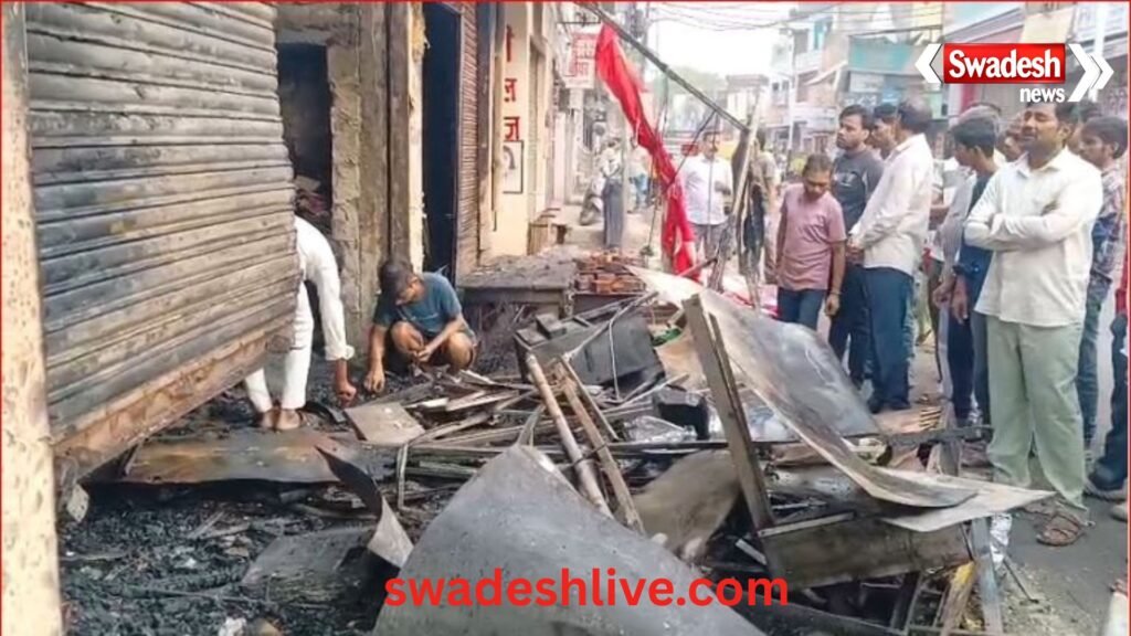 A massive fire broke out at a famous sweet shop in Etawah, causing losses worth lakhs.
