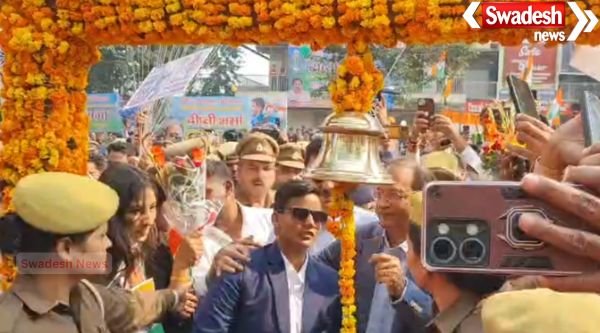 Dipti Sharma of 'Taj Nagari' shines in Agra - road show brings echoes to Gaya's birthplace