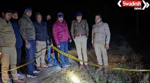Encounter in Fatehpur: 10,000 reward criminal Ghulam was shot in the leg.