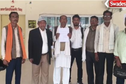 Big news from Banda - Farmers troubled by faulty tube wells appeal to the DM