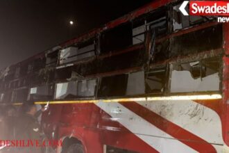 Jalaun: Shatabdi bus overturned in a ditch on Jhansi-Kanpur highway