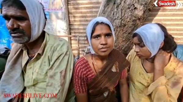 Jalaun: Bullies attacked a family with sharp weapons.