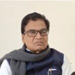 Prof. Ram Gopal Yadav's press conference in Firozabad, ranging from the Bihar elections to the conspiracy against Azam Khan, made sweeping statements.