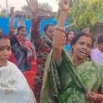 gangapur-liquor-shop-removed-residents-celebrate-ambikapur