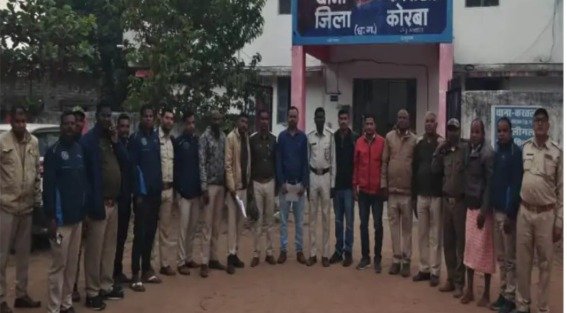 Three forest officials were held hostage and beaten by timber smugglers in the Kartala forest range.