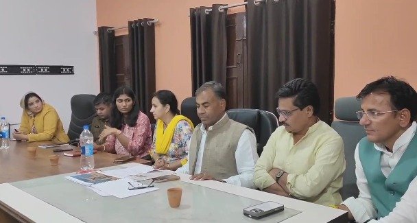 Officials meet at Khatu Dham to discuss development, parking, facilities and crowd management