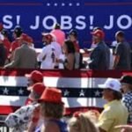 High-paying jobs in the US, no degree required! How to become an aviation maintenance technician and what is your salary?