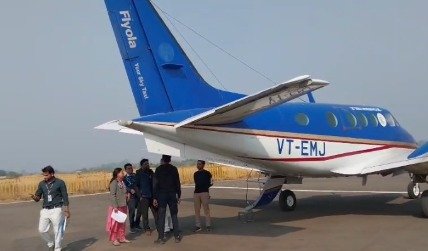 PM Shri Air Ambulance: An elderly paralyzed woman from Khandwa was airlifted to Indore, the first such service in the district.