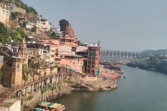 The proposed expansion of 'Mamleshwar Lok' in Omkareshwar has been immediately cancelled; the administration has respected public sentiments.