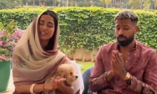 Hardik Pandya performed Hanuman Puja with girlfriend Mahikaa Sharma, shared photos and videos on social media.