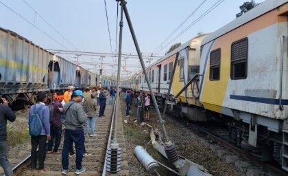 umka-rampurhat-jasidih-passenger-train-accident-two-coaches-derailed