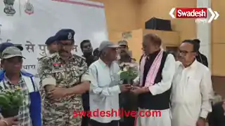 maoist-chaitu-surrenders-bastar