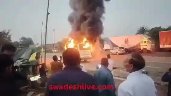 ब्रेकिंग न्यूज़: दतिया में भीषण सड़क हादसा; बस ने बाइक सवार को रौंदा, बस में भड़की आग, एक की मौत