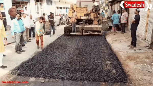 अंबिकापुर में शुरू हुआ सड़क निर्माण कार्य, महापौर ने किया भूमि पूजन