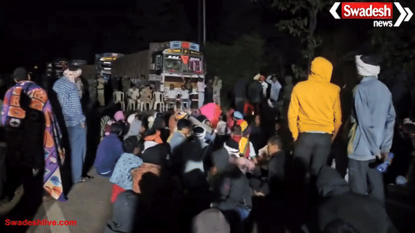 CG: भानुप्रतापपुर में चक्का जाम जारी, ग्रामीणों ने रोका वाहनों का रस्ता