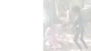 yuvati-ko-jabran-moped-par-baithaya-marpeet-video-viral-jabalpur-case