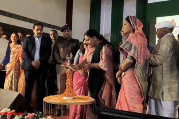 25 glorious years of Jharkhand's establishment: Mrs. Deepika Pandey Singh became the chief guest of the ceremony.