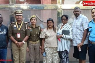 ताजमहल पर साउथ अफ्रीकी महिला पर्यटक साथियों से बिछड़ी, पुलिस ने 30 मिनट में मिलाया