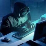 आगरा में बुजुर्ग दम्पत्ति साइबर ठगी के शिकार, वॉट्सएप लिंक खोलते ही अकाउंट से निकले 32,700 रुपये