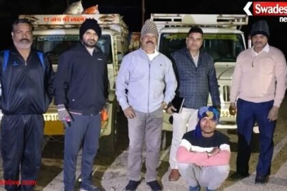 बलरामपुर: उत्तर प्रदेश से आ रही दो पिकअप जब्त, 200 बोरी अवैध धान बरामद