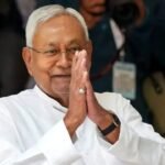 बिहार में नई सरकार की तैयारी तेज, मुख्यमंत्री नीतीश कुमार ने राज्यपाल को सौंपा इस्तीफा