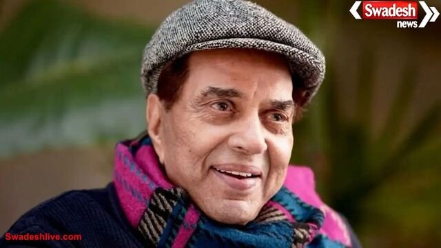 एक्टर धर्मेंद्र का 89 साल की उम्र में निधन: परिवार और अमिताभ समित कई सितारे श्मशान घाट पर मौजूद