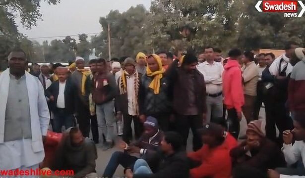 CG: प्रतापपुर विधायक शकुंतला पोर्ते की जाति जांच पर विवाद तेज, आदिवासी समाज का कलेक्टर कार्यालय में छह घंटे धरना