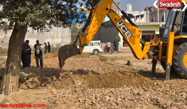 अवैध रूप से विकसित हो रही कॉलोनी पर चला बुलडोजर: ADA ने खासपुर मुस्तकिल में की बड़ी कार्रवाई