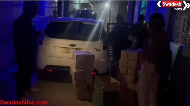 भिण्ड में पुलिस ने पकड़ी शराब से भरी कार, आरोपी फरार