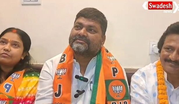 मुंगेर में बड़ा राजनीतिक उलटफेर:प्रत्याशी संजय सिंह ने जन सुराज छोड़ा, BJP में हुए शामिल