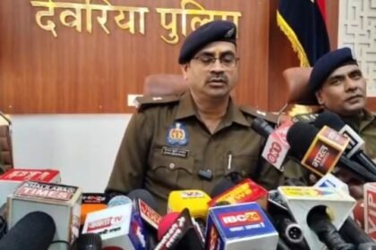 Big revelation of fake international call center in Deoria