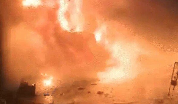 ग्वालियर में इलेक्ट्रॉनिक गोदाम में भीषण आग