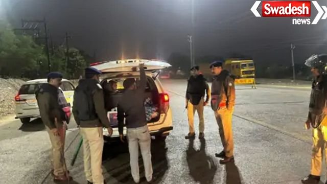 ग्वालियर: शराब कारोबारी के मैनेजर से पौने दो लाख की लूट, सड़क पर पटककर बेरहमी से पीटा